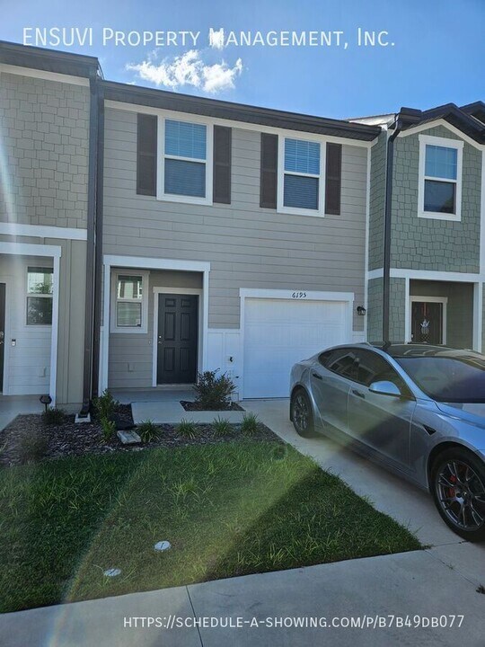6195 Pina Colada St in Zephyrhills, FL - Building Photo
