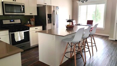 2029 S Hills Ave. in Meridian, ID - Building Photo - Building Photo