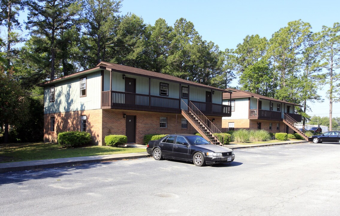 Arbor Rose Apartments in Hinesville, GA - Foto de edificio