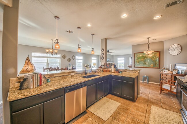 3806 Sausalito Fern in San Antonio, TX - Building Photo - Building Photo