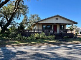 4307 Stanley Rd in Plant City, FL - Building Photo