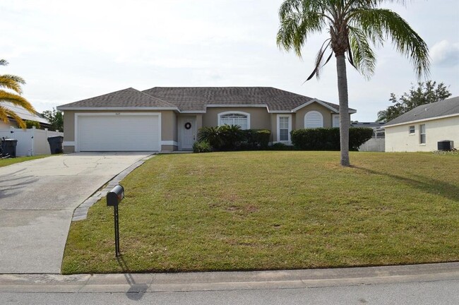 property at 5629 Loma Vista Ct