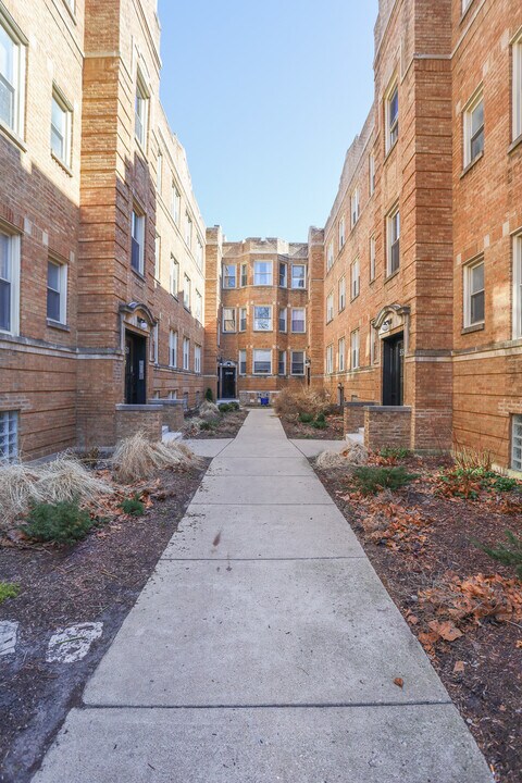 5547 N Magnolia Ave in Chicago, IL - Building Photo