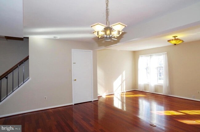 4492 Ruggles Ct in Annandale, VA - Building Photo - Building Photo