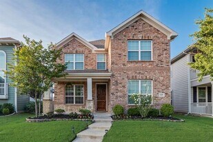 1425 Bull St in Aubrey, TX - Building Photo