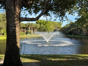 11268 Aspen Glen Dr in Boynton Beach, FL - Building Photo - Building Photo