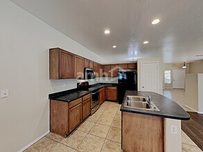 850 W Vineyard Plains Dr in San Tan Valley, AZ - Building Photo - Building Photo