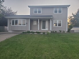 1207 Casady Dr in Norwalk, IA - Building Photo