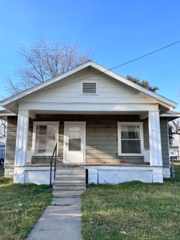 property at 2025 E 3rd Ave