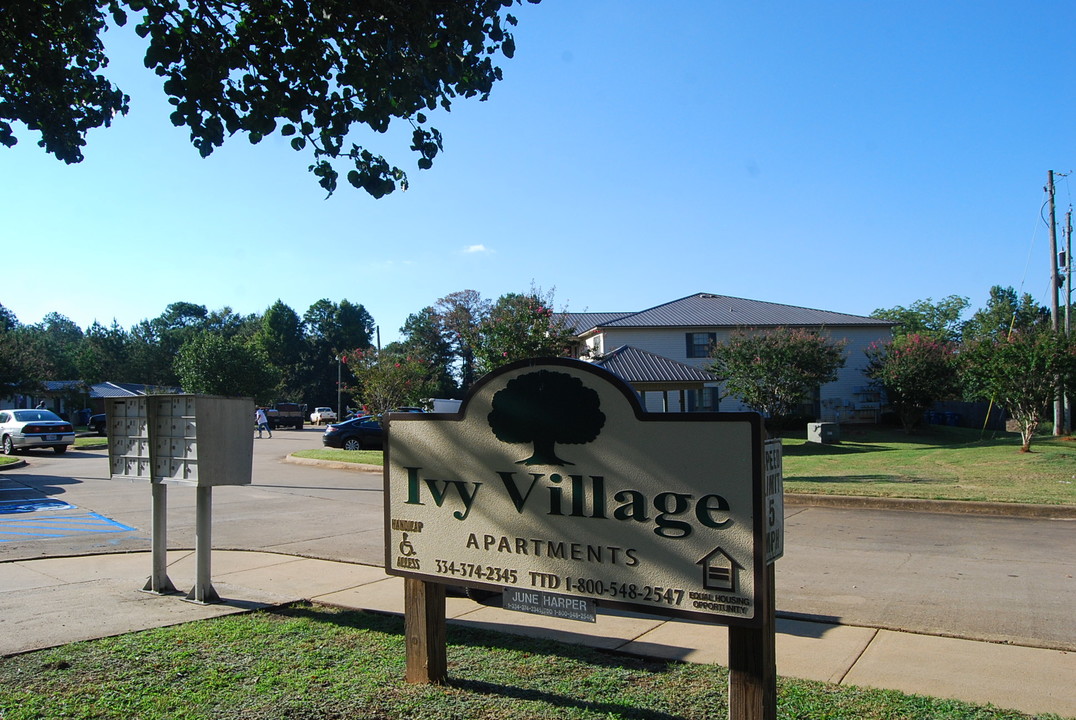 Ivy Village in McKenzie, AL - Building Photo