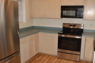 2141 S Linmar Ct in Flagstaff, AZ - Building Photo - Building Photo