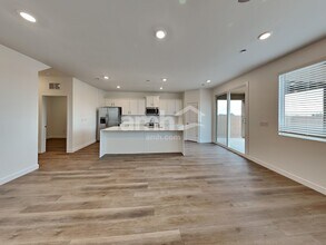 6234 W Calle Bilboa in Tucson, AZ - Building Photo - Building Photo
