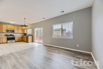 12450 S Hollow Creek Ct in Parker, CO - Foto de edificio - Building Photo