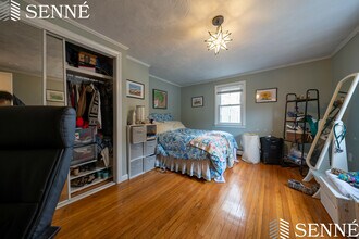 169R Elm St in Cambridge, MA - Building Photo - Building Photo