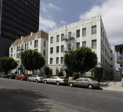 Cochran Apartments in Los Angeles, CA - Building Photo - Building Photo