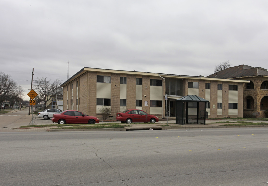 2701 Hemphill St in Fort Worth, TX - Foto de edificio