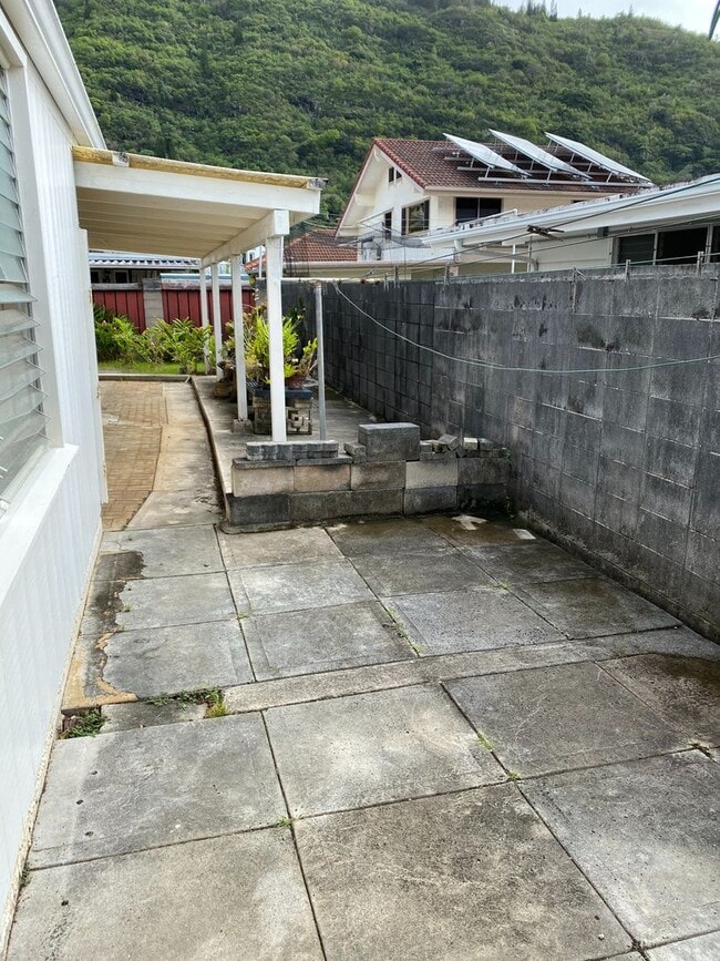 3035 Kanu St in Honolulu, HI - Building Photo - Building Photo