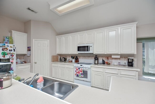 3606 Chesapeake Ct in Pearland, TX - Building Photo - Building Photo