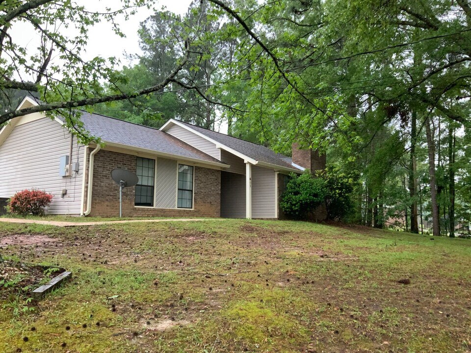 601 Iroquois Dr in Enterprise, AL - Building Photo