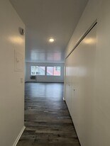 1825 N Gramercy Pl, Unit 311 in Los Angeles, CA - Building Photo