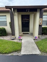 6014 Indrio Rd in Fort Pierce, FL - Building Photo