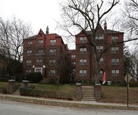 Park Spring Manor in Elkins Park, PA - Foto de edificio - Building Photo