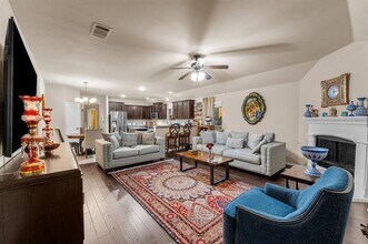 201 Whitman Dr in McKinney, TX - Building Photo - Building Photo