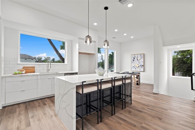 property at 216 E 31st St