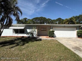 945 Date Ave in Merritt Island, FL - Building Photo