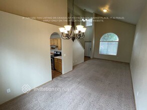 8507 204th St Ct E in Spanaway, WA - Foto de edificio - Building Photo