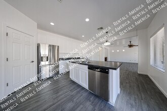15682 W Monterosa St in Goodyear, AZ - Building Photo - Building Photo