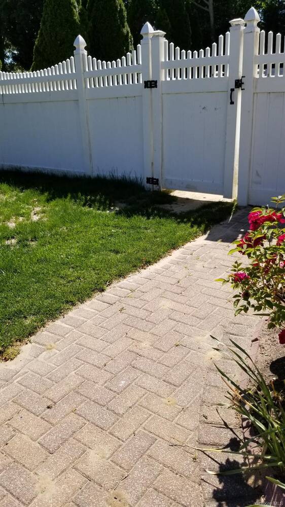 property at 21 Adamson St