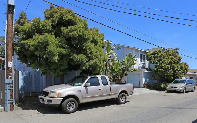 908-912 S Myers St in Oceanside, CA - Building Photo - Building Photo