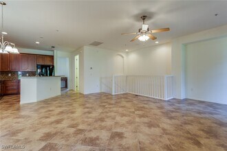 9037 Alturas St in Naples, FL - Building Photo - Building Photo