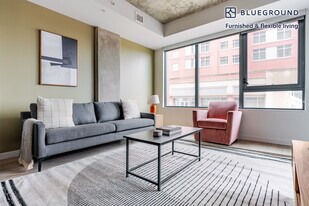 3030 Potomac Ave in Arlington, VA - Building Photo