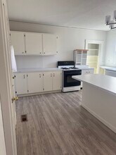 238 Lenox St in Norwood, MA - Building Photo - Building Photo