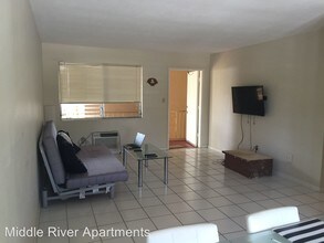 1821 Middle River Dr in Fort Lauderdale, FL - Building Photo - Building Photo