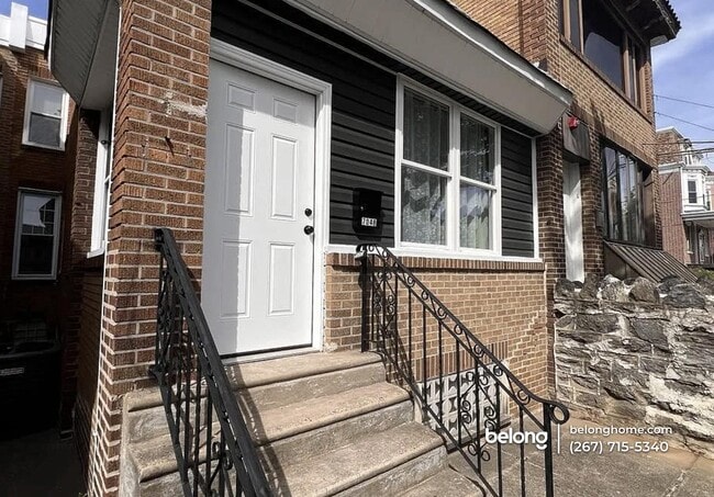 property at 7048 N Broad St