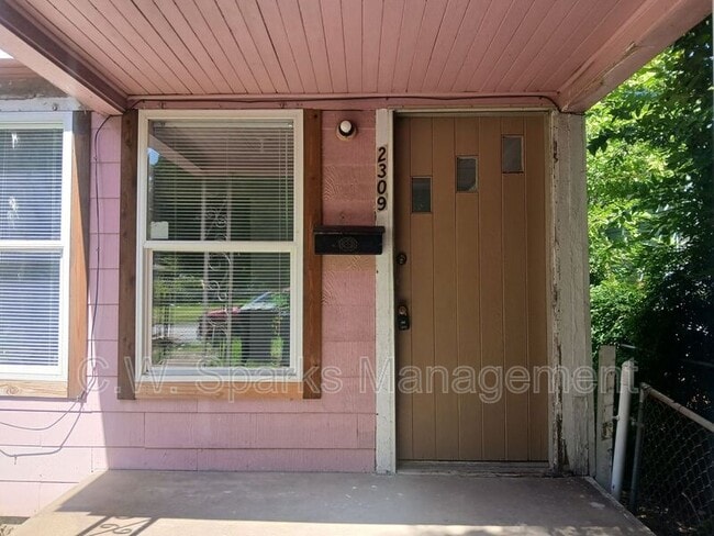 property at 2309 Idaho Ave