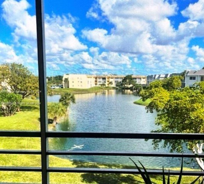 property at 8400 Sunrise Lakes Blvd