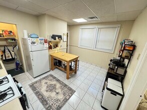 5 Champney St, Unit #1 in Boston, MA - Building Photo - Building Photo