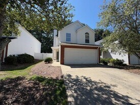 665 Chantress Ct in Alpharetta, GA - Building Photo