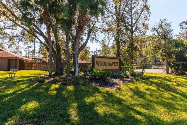 11 Surrey Ct in Palm Coast, FL - Building Photo - Building Photo