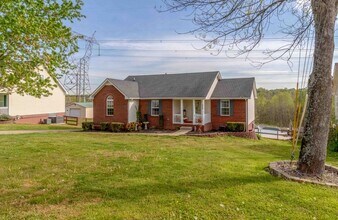 939 Drum Ln in Clarksville, TN - Building Photo - Building Photo