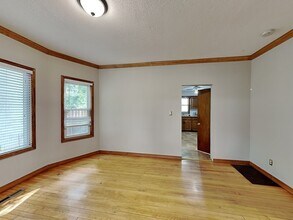 3824 36th Ave S in Minneapolis, MN - Building Photo - Building Photo