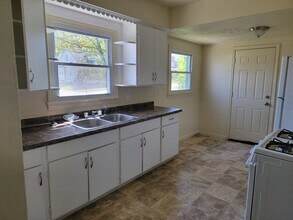 570 Talbot Ave in Akron, OH - Building Photo - Building Photo