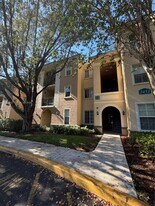 2451 Centergate Dr, Unit 106 in Miramar, FL - Building Photo