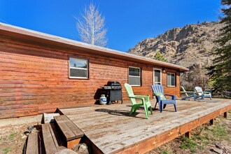 7023 Poudre Canyon Rd in Bellvue, CO - Building Photo - Building Photo