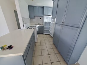 2309 Grand Ave, Unit 2309 in San Diego, CA - Building Photo - Building Photo