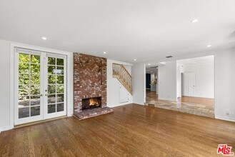 18339 Linnet St in Los Angeles, CA - Building Photo - Building Photo